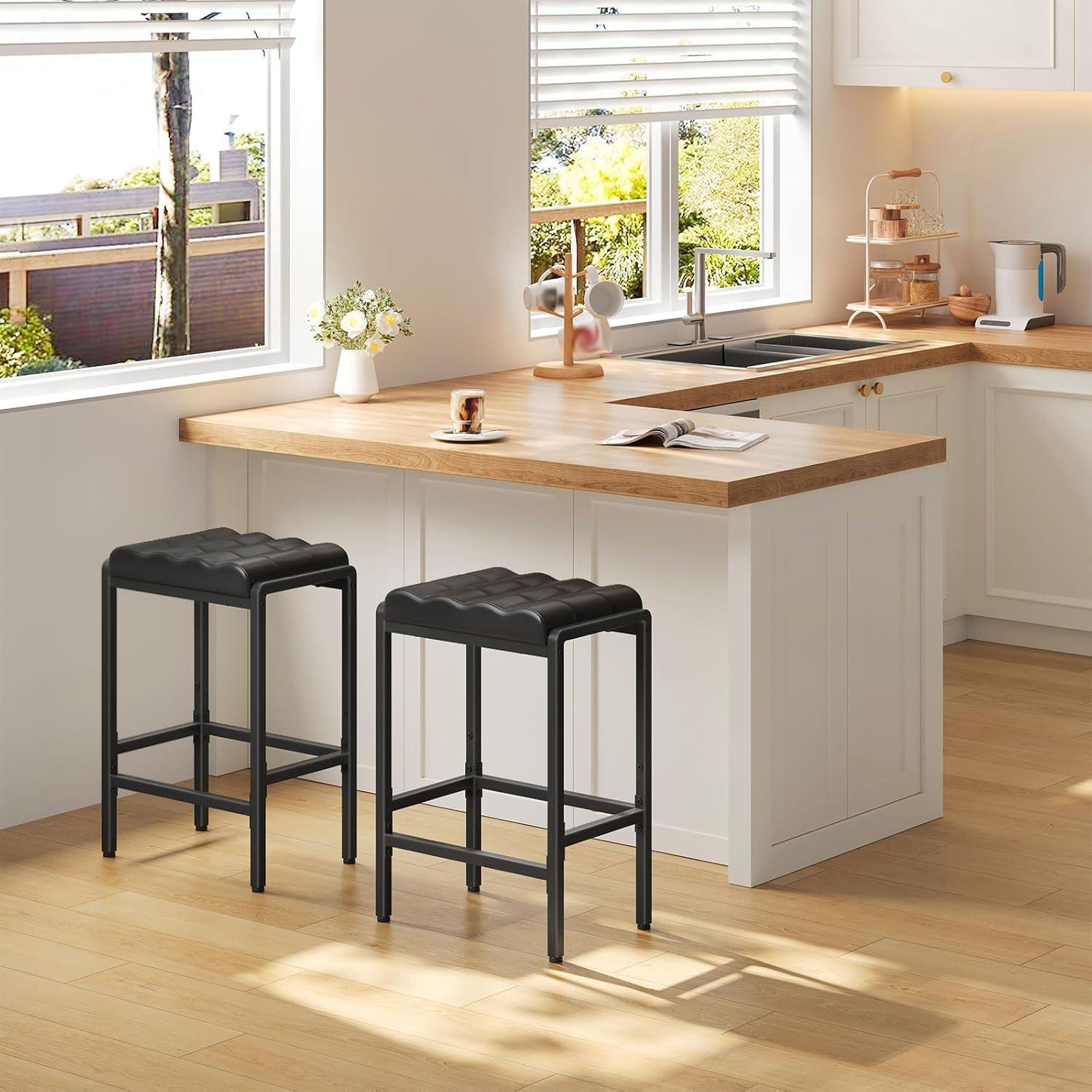imageHOOBRO Bar Stools Bar Chairs Set of 2 Counter Height Bar Stools with PU Upholstered Seat and DualHeight Footrests PU Leather Metal Frame for Dining Room Kitchen Counter Black BB64BYP201